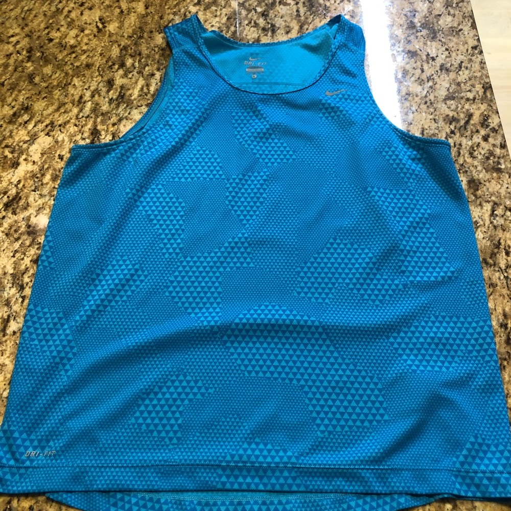 Nike tank